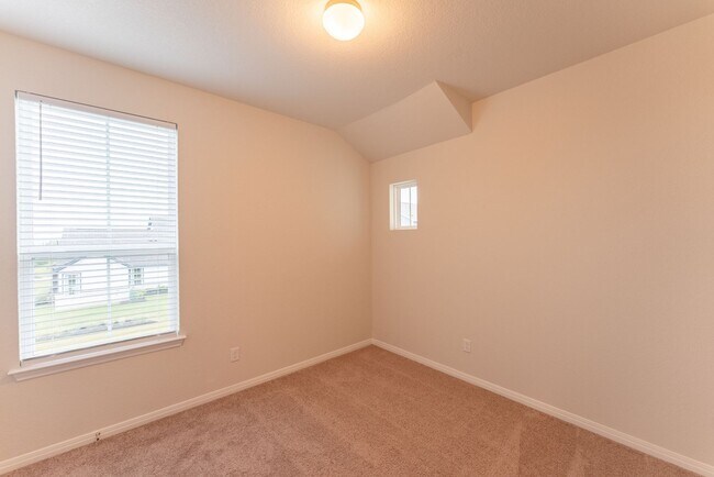 Building Photo - Modern Elegance in Prime Pflugerville: Dis...