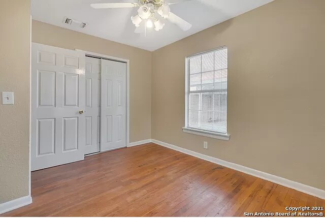 Building Photo - 215 Legion Dr W