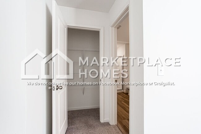 Building Photo - 1086 Feldman Chase