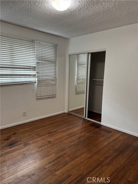 Building Photo - 3833 W 105th St