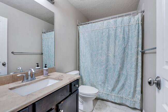 Building Photo - 3357 N 150 W