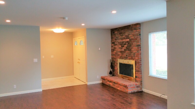 Building Photo - 29 Thorndale Pl