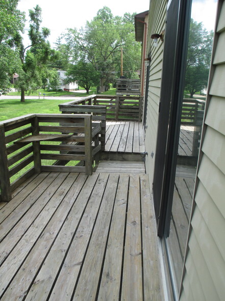 Back patio - 1935 Hoyt Ave