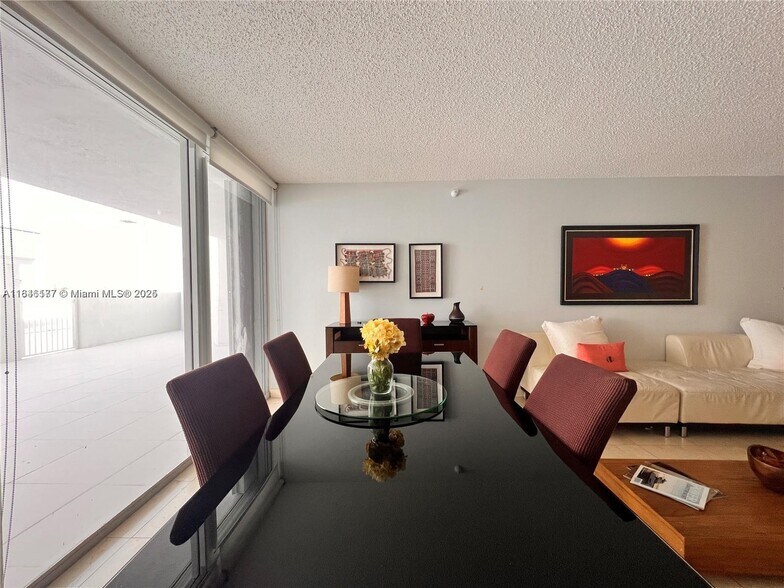 Building Photo - 16711 Collins Ave