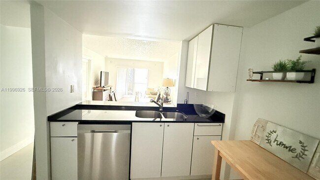 Building Photo - 6801 Harding Ave