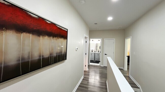 Building Photo - 2813 Mead Rd