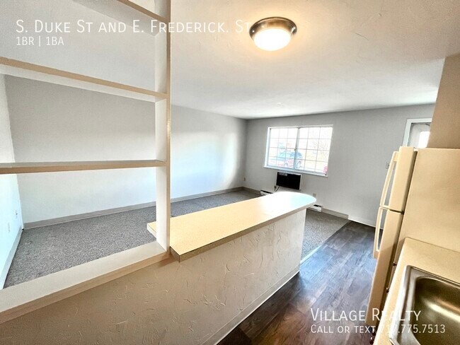 Building Photo - 139 S Duke St