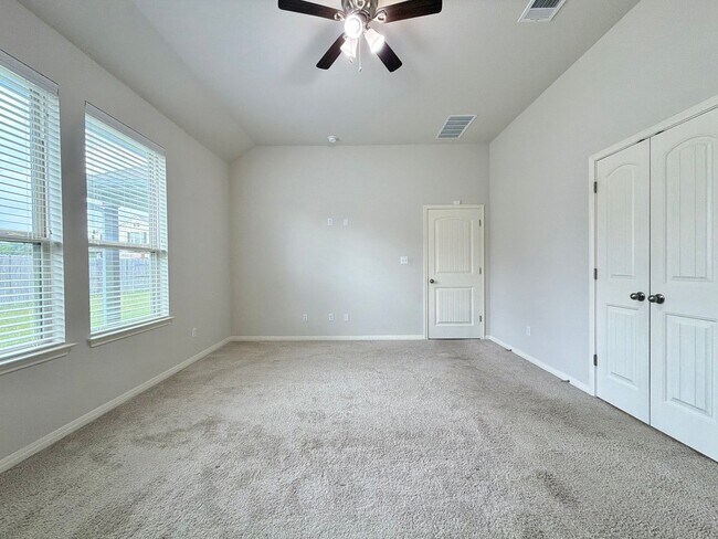Building Photo - 877 Centerra Hills Cir