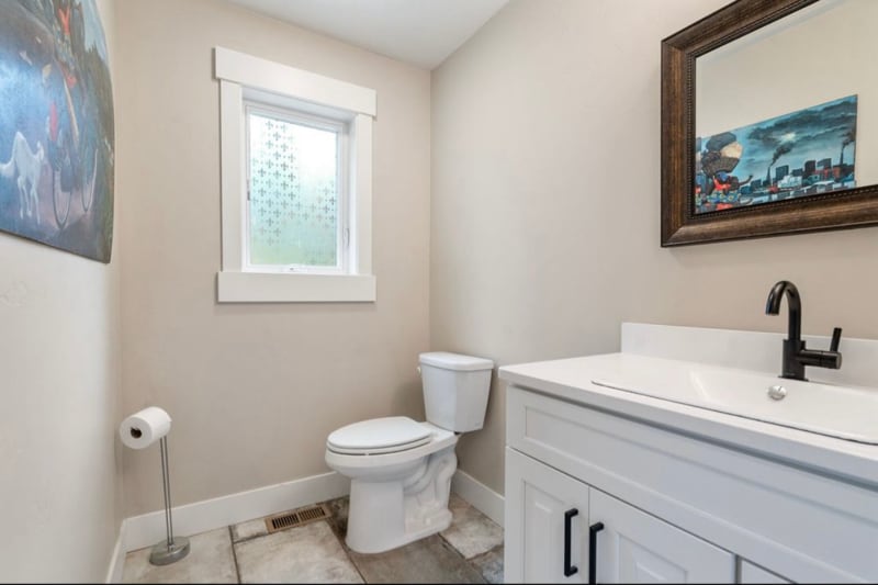 Building Photo - 65 Armory Rd