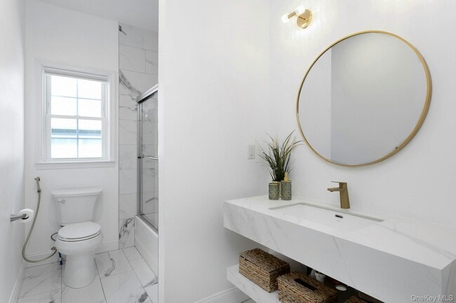 Building Photo - 766 Mamaroneck Ave