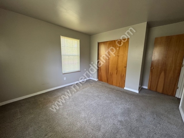 Building Photo - 2219 Drake Dr