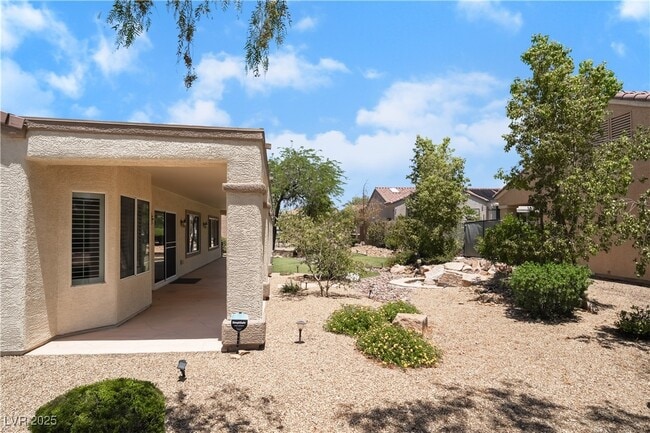 Building Photo - 3016 Friendship Hill Cir