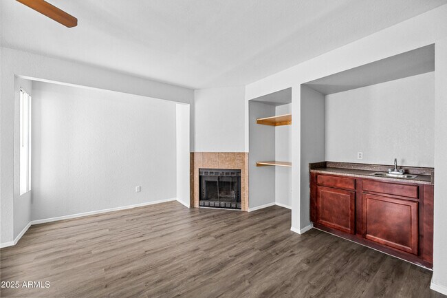 Building Photo - 1331 W Baseline Rd