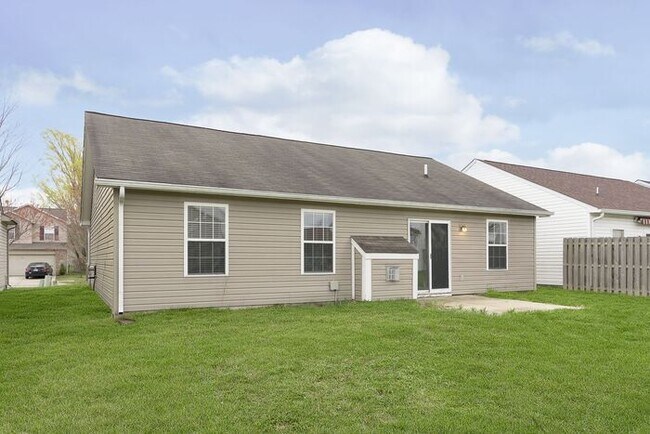 Building Photo - Newly Refurbished 3-Bedroom Ranch in Noblesville!