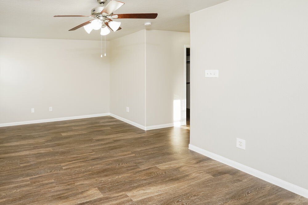Building Photo - 5707 Mid Way