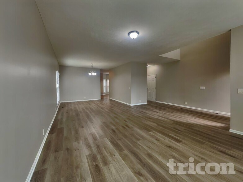 Building Photo - 1609 Crosswind Pl