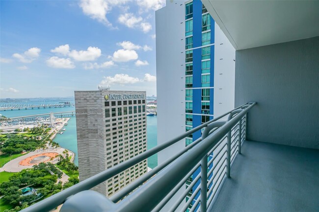 Building Photo - 325 S Biscayne Blvd