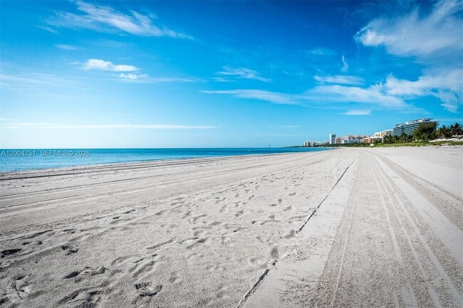 Building Photo - 177 Ocean Ln Dr