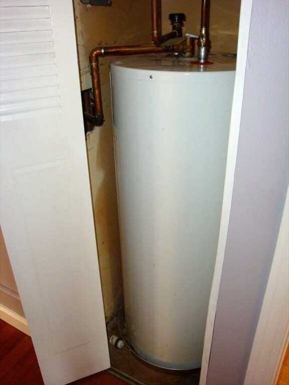 Building Photo - 297 Ashland Ave