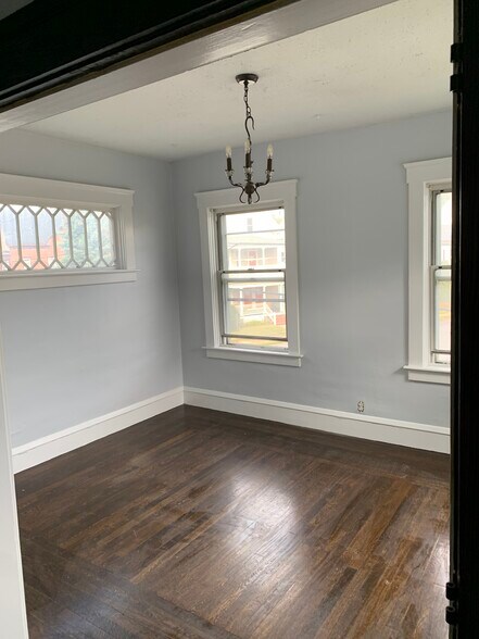 Building Photo - 149 Grand Ave