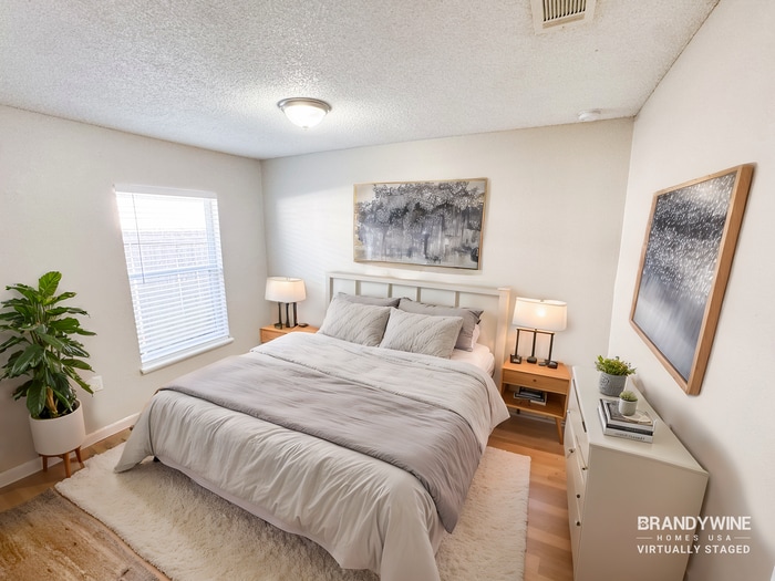 Building Photo - 355 Placid Lake Dr