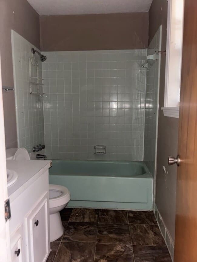 Building Photo - 1706 Dorgan St