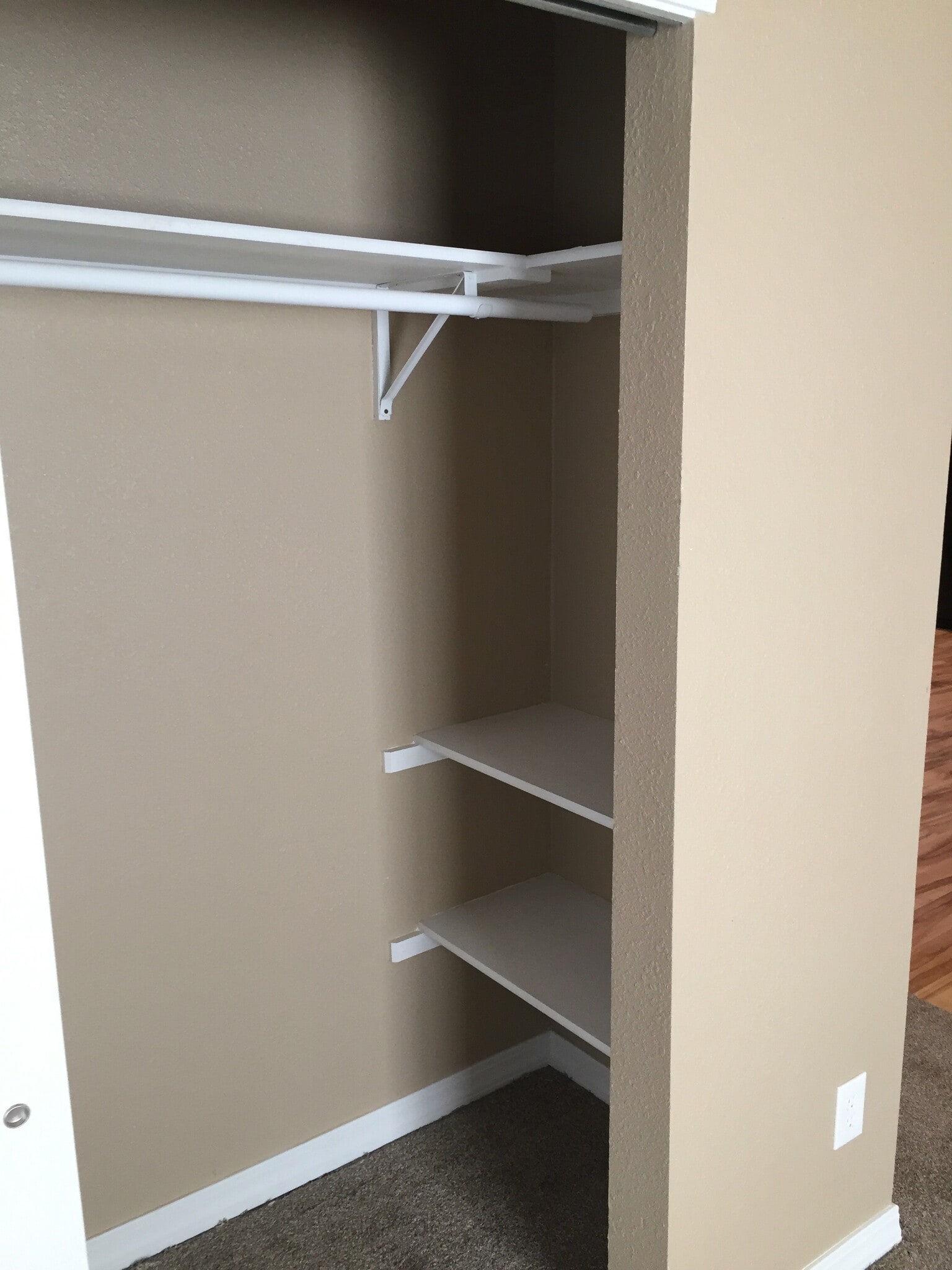 Building Photo - 203 S Mesa St