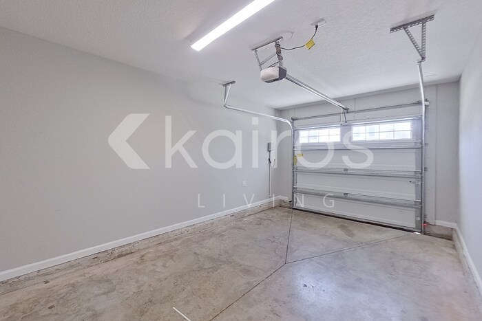 Building Photo - 1305 Mull St