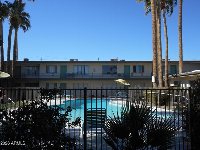 Building Photo - 6805 E 2nd St