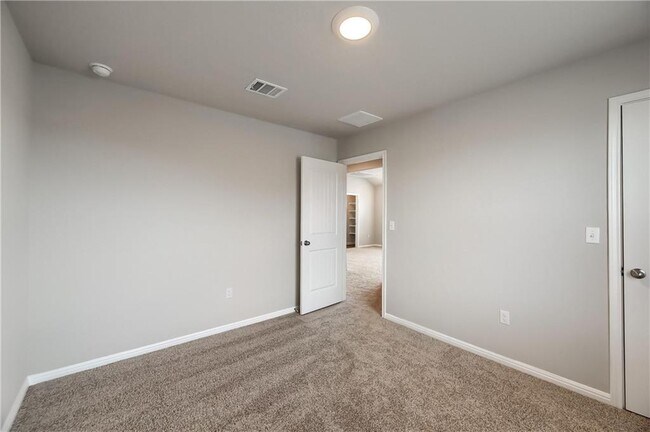 Building Photo - 212 Strand Ln