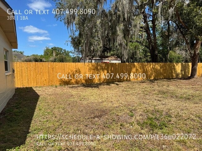Building Photo - 815 Highland Dr