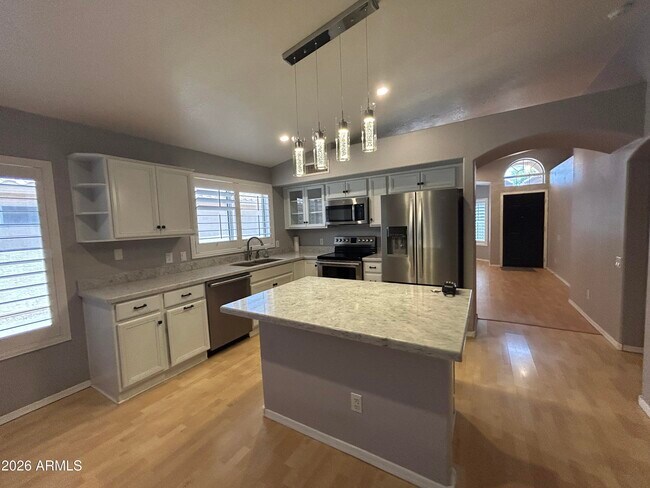 Building Photo - 6250 W Blackhawk Dr