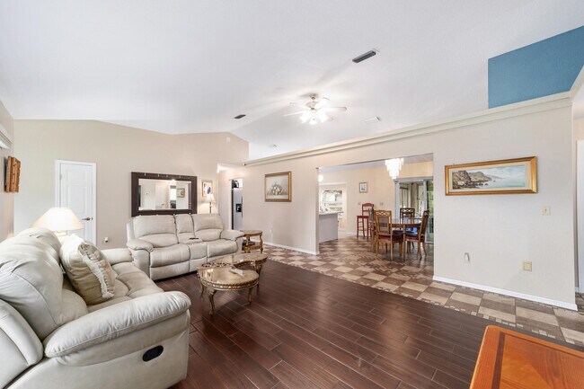 Building Photo - 13371 US-27