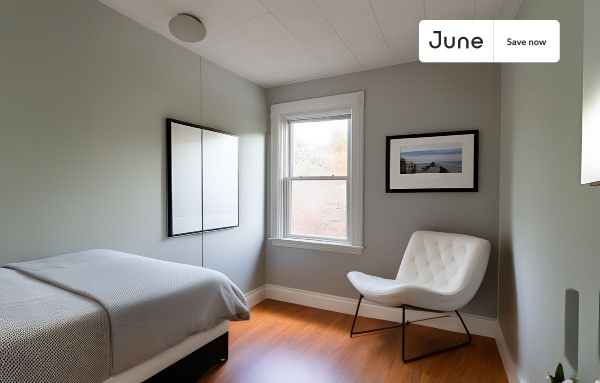 Building Photo - 2 Sherman St