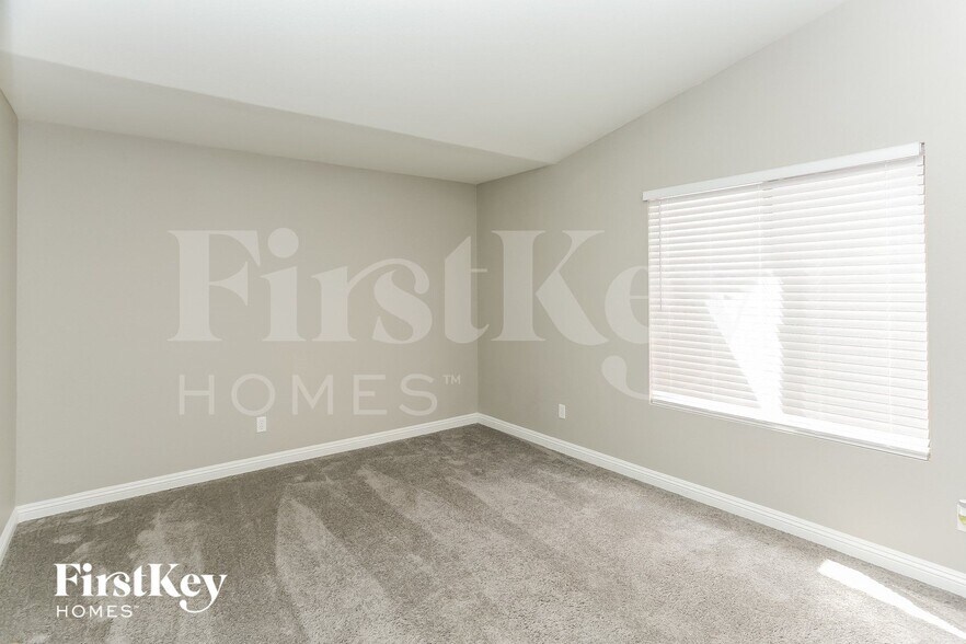 Building Photo - 4517 Possum Berry Ln