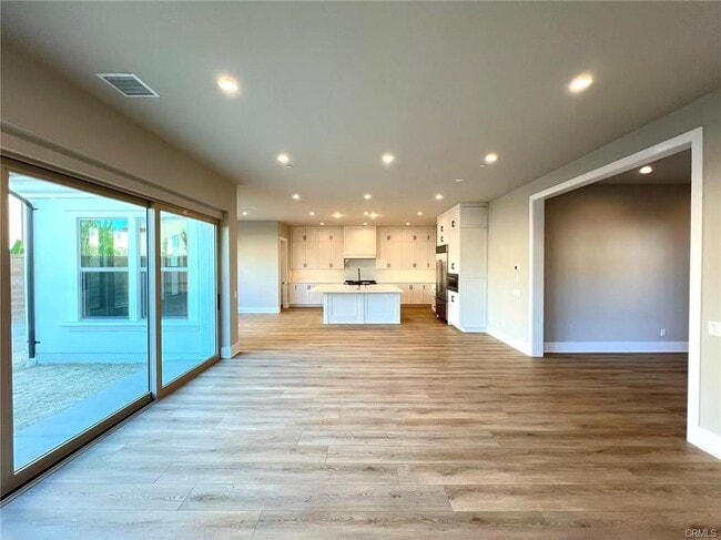 Building Photo - 118 Oakstone