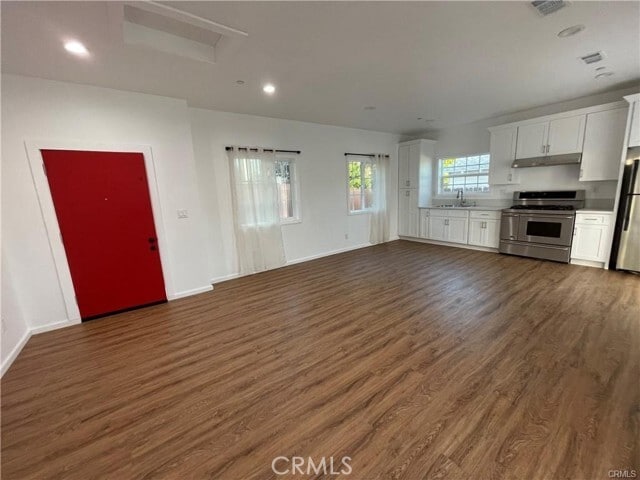 Building Photo - 170 W Montecito Ave