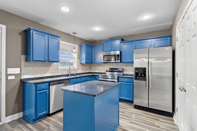 Building Photo - 269 Declaration Dr