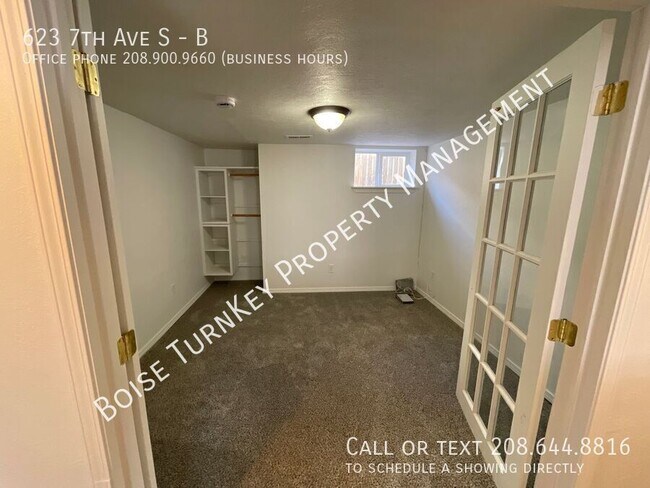 Building Photo - 623 7th Ave S