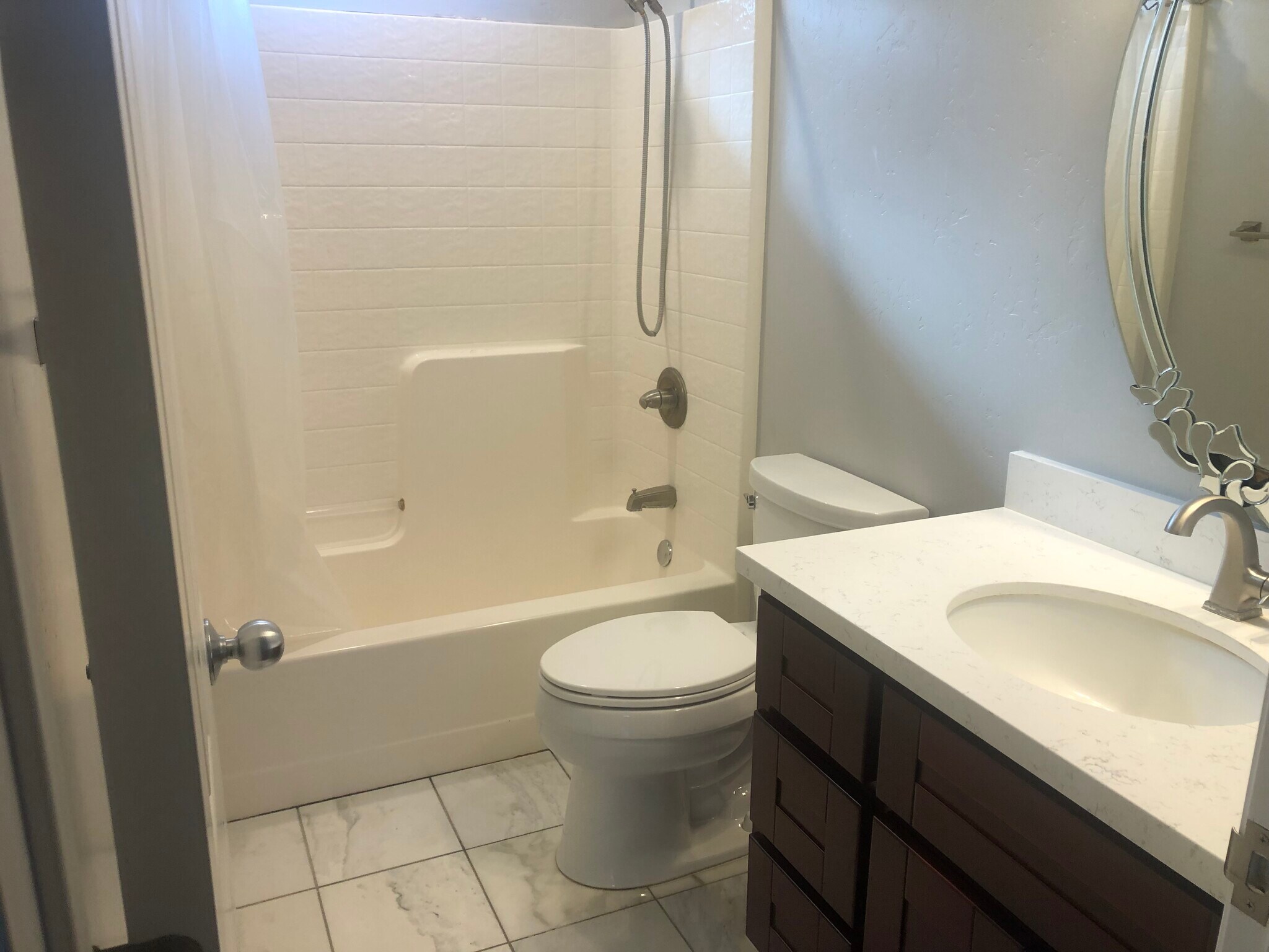 Building Photo - 1472 Hervey Ln