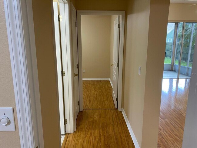 Building Photo - 604 Lakepark Trail