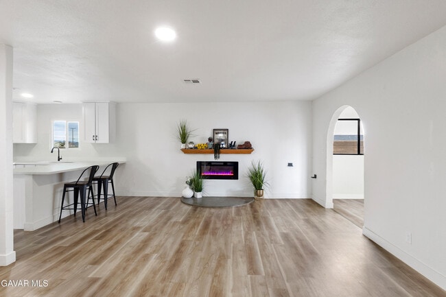 Building Photo - 7648 Jimson Ave