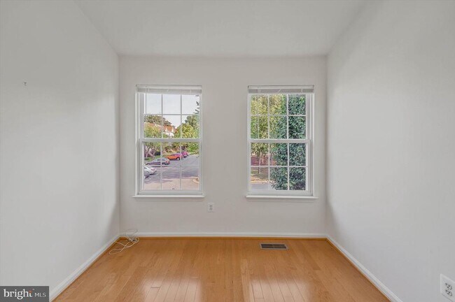 Building Photo - 14844 Edman Cir