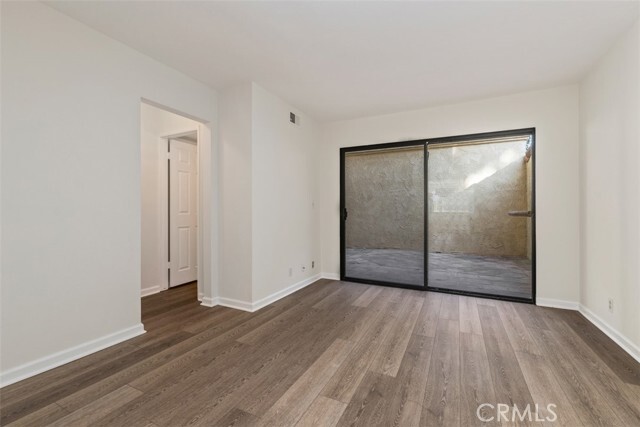 Building Photo - 25572 Spinnaker Dr