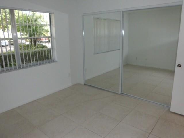 Building Photo - 8720 Shadow Wood Blvd