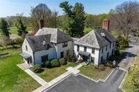 Building Photo - 203 Store Hill Rd