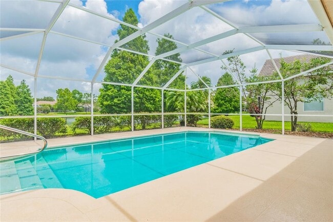 Building Photo - 10559 Greencrest Dr