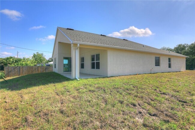 Building Photo - 8415 99th Ct