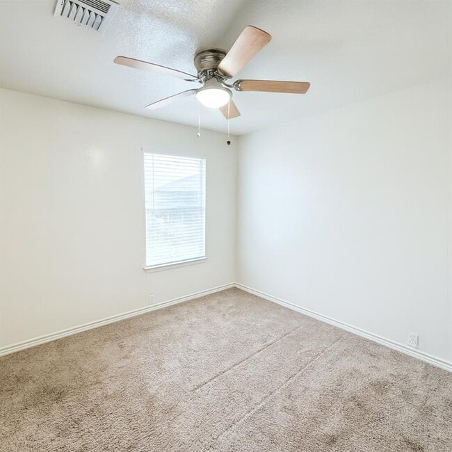 Building Photo - 14401 Gurney's Eagle Dr