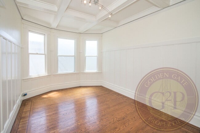 Building Photo - Russian Hill - 3 BR, 1 BA Condo 1,125 Sq. ...